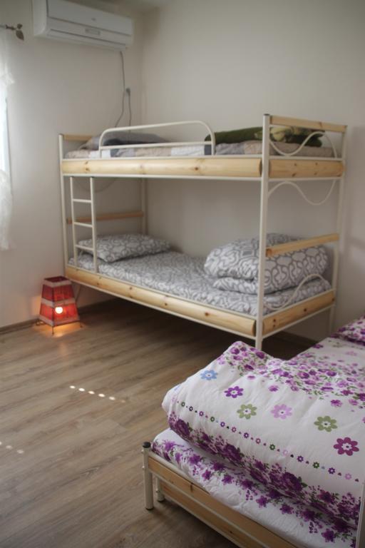 Desert Bird Guest House Arad Chambre photo