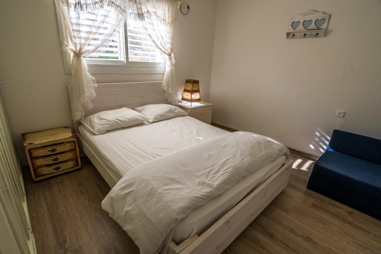 Desert Bird Guest House Arad Extérieur photo